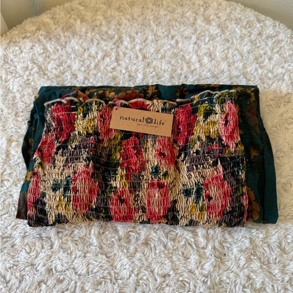 NWT - NATURAL LIFE Teal and Pink Floral Jumpsuit. Women’s size M. - Picture 2 of 8